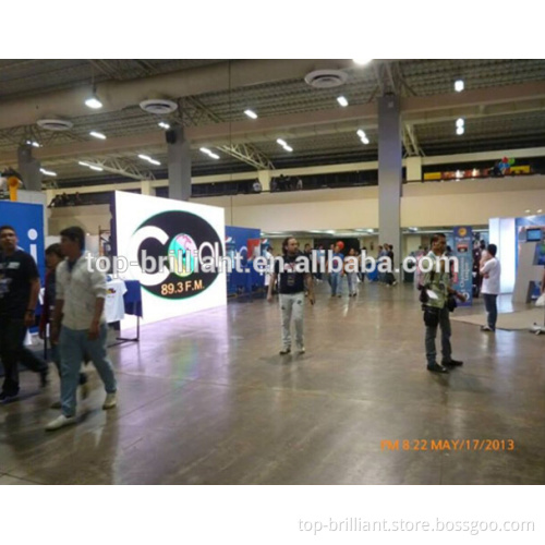SMD 3528 3in1 indoor advertising led tv display p5